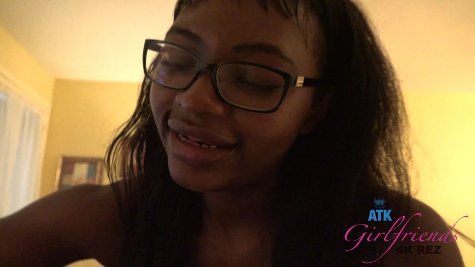 [GetFreeDays.com] Noemie Bilas Hawaii ebony feet tickle porn