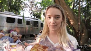 BBQ BJ (Amateur porn) Juliette Mint-6