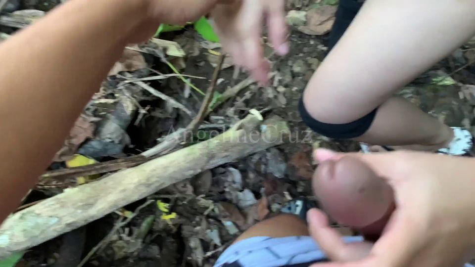 Onlyfans - Meeting My Girlfriend After 1 Week Angeline Cruz Nature Lover PH - Onlyfans