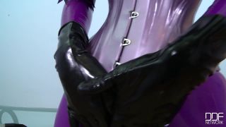 online video 12 Latex Lucy - She Looms in Latex [Full HD 958.2 MB] - latex - fetish porn giantess femdom-0