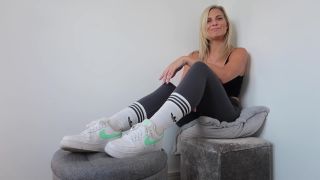 online porn clip 2 mlp foot fetish Goddess Uzie – Step-Sis Has Caught You Out, sweaty socks on feet porn-1