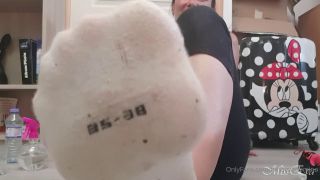 Fetish porn Miss Eva aka missevadomina - 08-05-2023 OnlyFans Video - Chaussettes caniculaires video Miss Eva-2