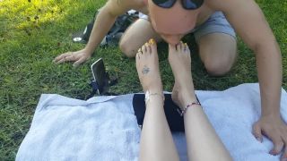 Goddess gets her feet worshipped-9