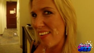 jennyjizzxxx cumwalk turned on valet guy Milf!-0