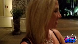jennyjizzxxx cumwalk turned on valet guy Milf!-6
