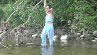 Dominika c on work - backstage photoshooting video - - -)-0