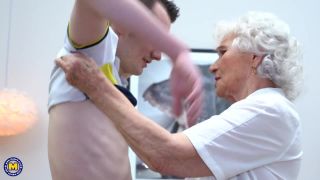 Hairy Granny Maria Sex 720 - MILF-6