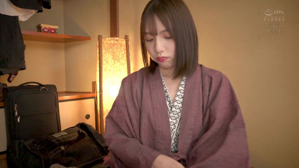 Shirato Hana ROYD-091 A Junior Female Employee Whose Yukata Was Exposed In The Room When She Woke Up In The Morning! Im Always Cheeky And Cursed, But Ive Been Spoiled ... Hana Shirato - Solowork