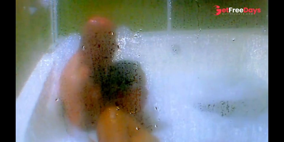 CUM INTO MY JACUZZI WITH CUMANDRIDE6 AND OLPR