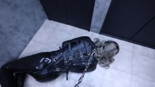 Lemon ラバー拘束具牛乳責め-3