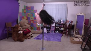 Diaperedonline2Samara Samara Topless Pole Dancing-1