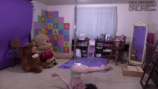 Diaperedonline2Samara Samara Topless Pole Dancing-2