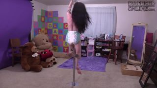 Diaperedonline2Samara Samara Topless Pole Dancing-7