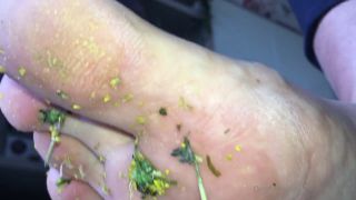 Fetish porn Italian Girlfriend Italian Girlfriend aka italiangirlfriend - 07-19-2022 OnlyFans Video - Bye Bye tiny flowers video-9