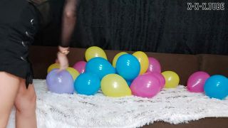  Trance  MoneyGoddesss  Moneygoddesss Ballons Fetish With Miss Marisa-6