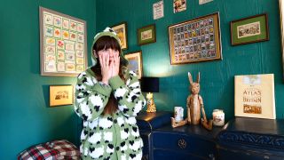 Sydney Harwin VR: Immersive Taboo Mommy Sim 1080p-4