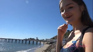 Violet Viper Seduces Outdoors Tattooed Blowjob Date Vid 480p-5