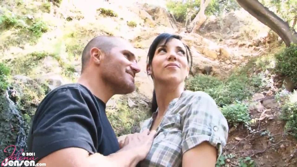 Jelena Jensen - Hardcore Hiking