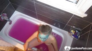 7801 A Hot Shower Sex With Girlfriend Ended With A Creampie-8