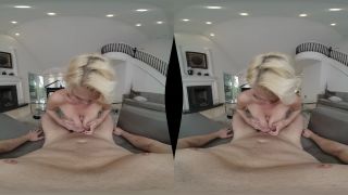 Video Charli Phoenix  Goldwiener 1600p 2K-9