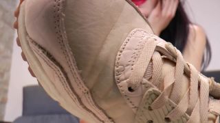 Porn online Toes – Amanda Rey – Sweaty stinky gym feet-5