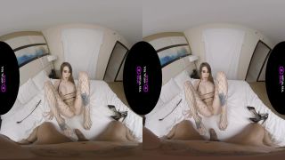 VirtualRealTrans – Casey Kisses VR Hotel V (25 October 2019)(Shemale porn)-7