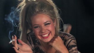 Liberty-Parisse Smoking Interview.-5