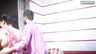 Desi bra and panty salesman bade bade dudhwali gao ki chhori k....-5