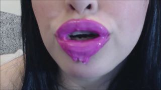 PrincessDi - Pink lipstick dripping lips-7