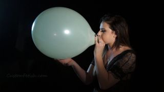 Custom Fetish - Mollys 17 inch Blow to P - Fetish-3