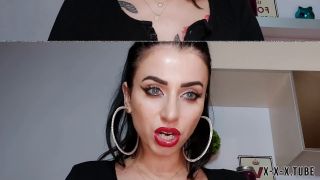  MoneyGoddesss   Giantess Moneygoddesss Sniffing Gooner Drone-5