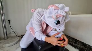 Unicorn Rides On A Sybian Sex Machine Until Gets Two Orgasms In A Row 1080p-8