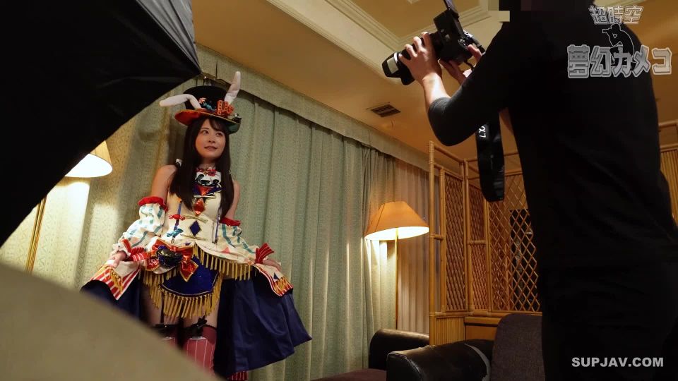 FC2PPV 3135466 清楚ビッチ【握手会アイドル流出】太ヲタカメコと◢アイドルの密会ホテル映像流出　お忍びホテルでコスプレ、撮影会　向けられた勃起ちんぽに興味津々で手コキしてしまったアイドル♥禁止で我慢していた性欲が犯され - FC2PPV