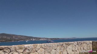 [K2S.CLUB] Jean-Pallet - Magaluf Urlauberin mit Zahnspange Candice bei Spontan Casting am Str... - FullHD 1080P-6