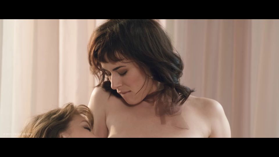 Sata Jones, Olive Glass - Love Making Sata Jones & Olive Glass - Love Makings - Lesbian