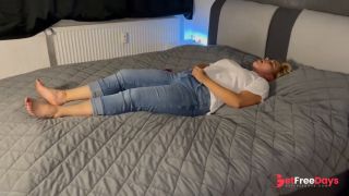 [GetFreeDays.com] Masturbieren unter der Jeans Sthnen multiple orgasmen Vorspiel vor dem Sex Mit Clyde Porn Stream October 2022-0