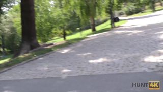 Hunt4K  She Almost Lost Her Wallet But Found Crazy Sex.-2