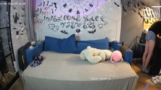 [K2S.CLUB] Voyeur-House - Izzy Mareko And Kuro Bondage Interrupted By Rosy And Aleks  13.12.2025 - HD 720P-5