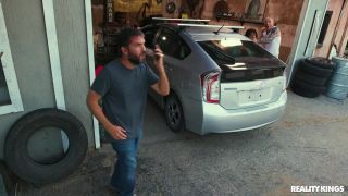 Servicing The Mechanic Black!-4