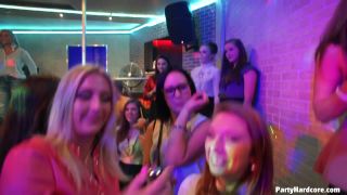 Party Hardcore Gone Crazy Vol. 30 Part 2 - Cam 2-8