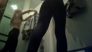 girls in the fitting room 22 voyeur -0