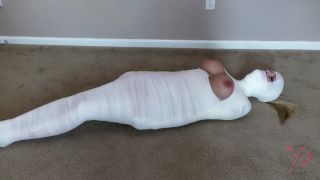 free online video 33 adult bdsm BondageJunkies – Bella vs. Her Sensory Overload MP4 HD, bondage on bdsm porn-1