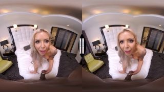 Nina Elle shows you what happens when you're alone with a...-0
