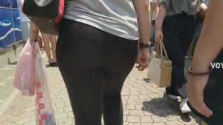 Huge ass in tights and a very visible thong-2