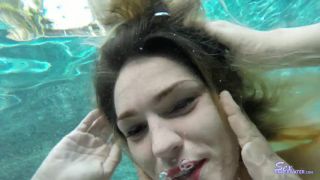 Sexunderwater.com- Roxxy Renay UW Model Training pt. 2-9