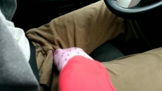 Laruna Mave Highway Head - Horny Cocksucker gives Blowjob in Car while Driving amateur Laruna Mave-1