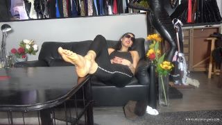 adult xxx video 27 Mistress Gaia – Piedi e calzini sudati e puzzolenti Sweaty and stinky feet | femdom | feet porn japanese feet fetish-6