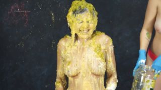 Custom Fetish - Sage Really Gets Rae Messy Food Cam 1 - Fetish-2