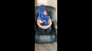 Tasty Tiffani - Made to worship my big long socked arched scrunchie soles-9