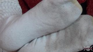 clip 44 Dirty Scrunched Tube Socks, black girl foot fetish on feet porn -2